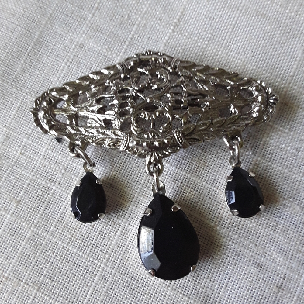 Silvertone Brooch w/ Black Rhinestones
